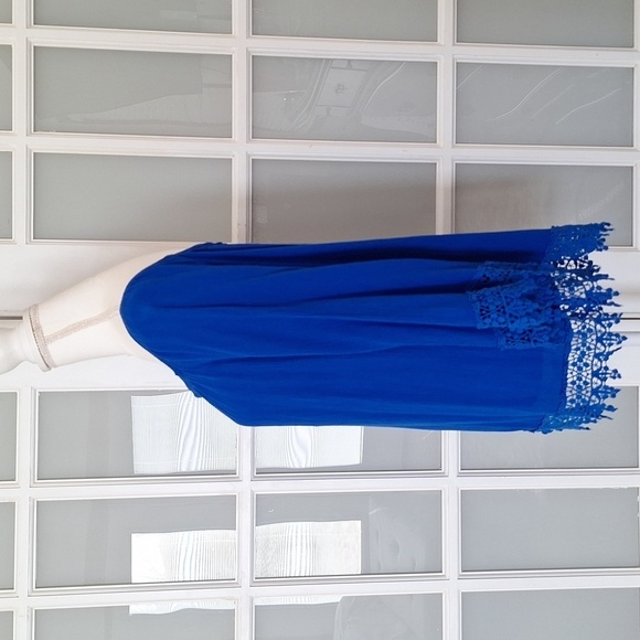 Socialite Off The Shoulder Boho Blouse - Picture 4 of 13